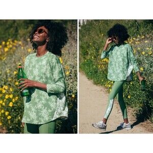 Tuckernuck SPORT Amelie Green Floral Pullover Crew Neck Sweatshirt sz XS/S TNuck